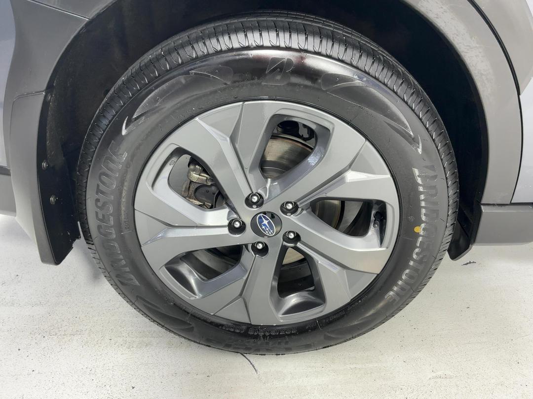 Photo '12' of Subaru Outback