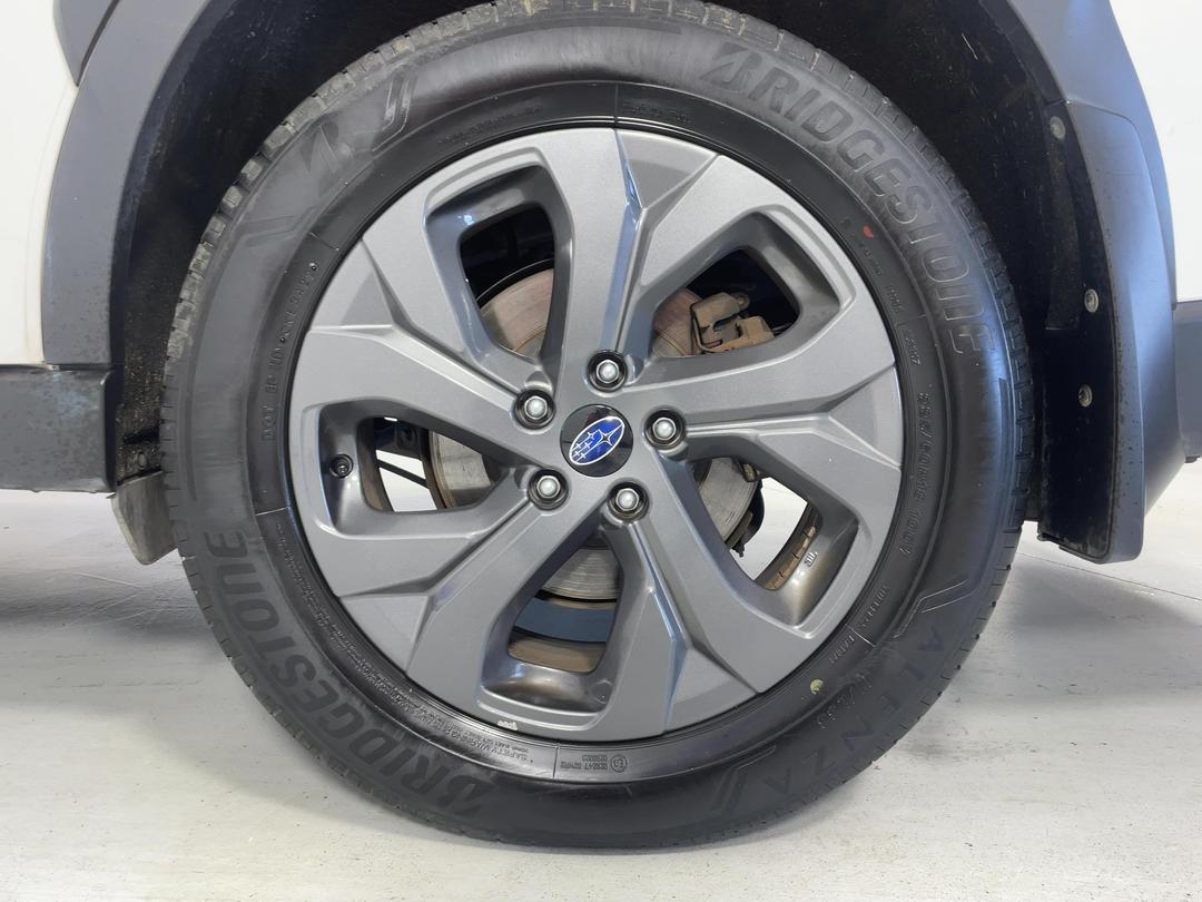 Photo '11' of Subaru Outback
