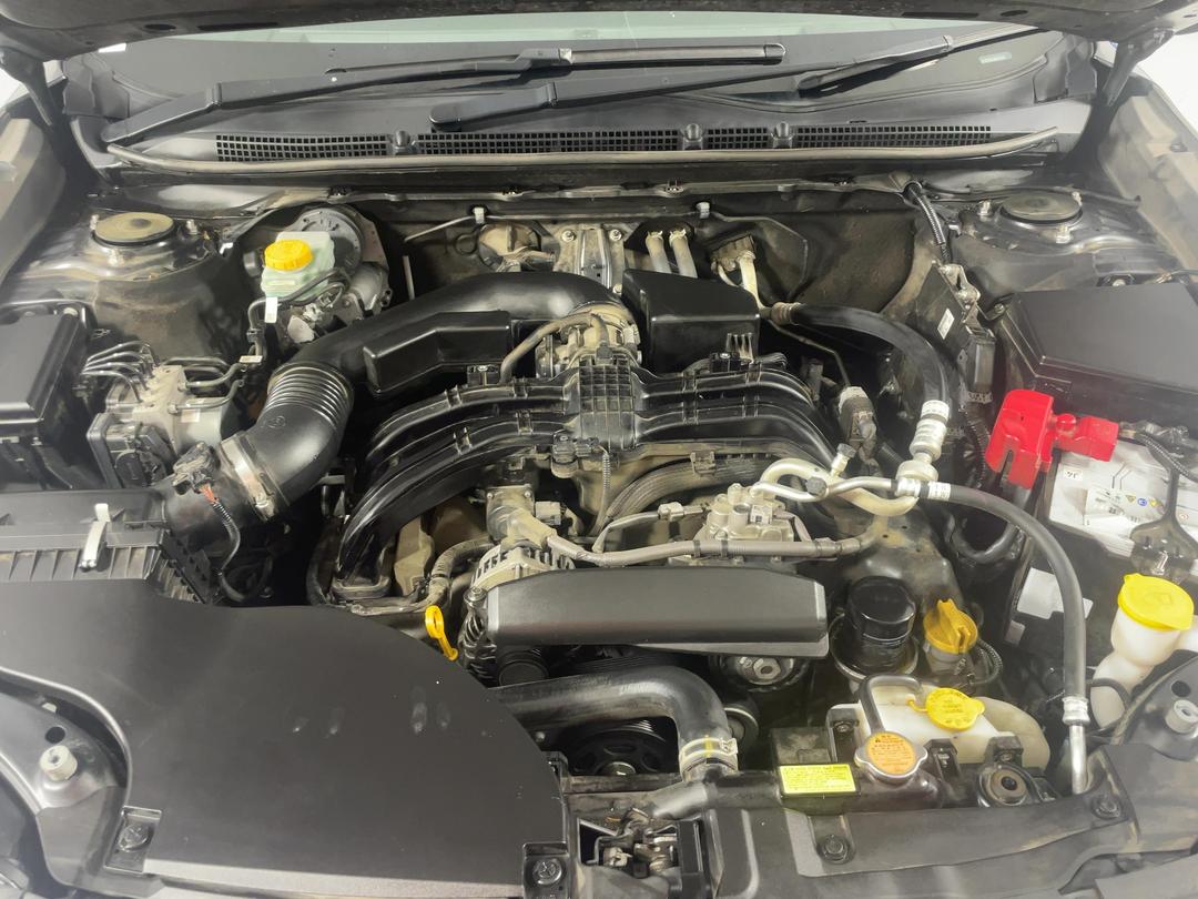 Photo '13' of Subaru Outback