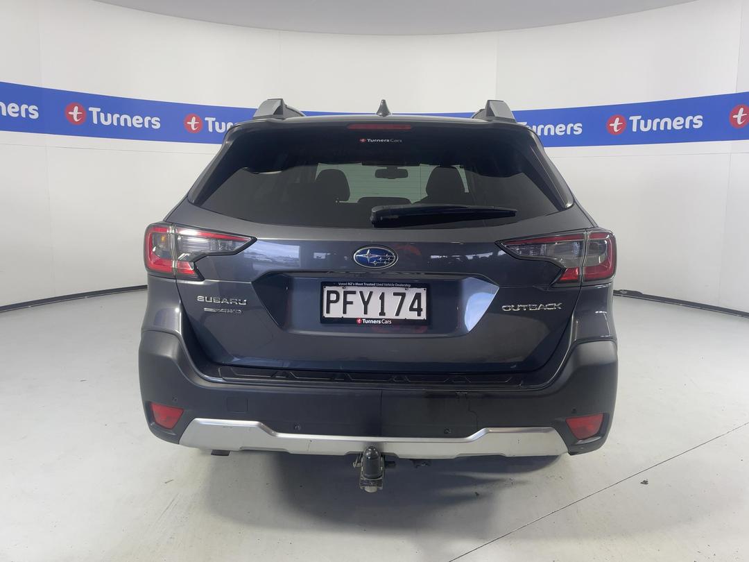 Photo '6' of Subaru Outback