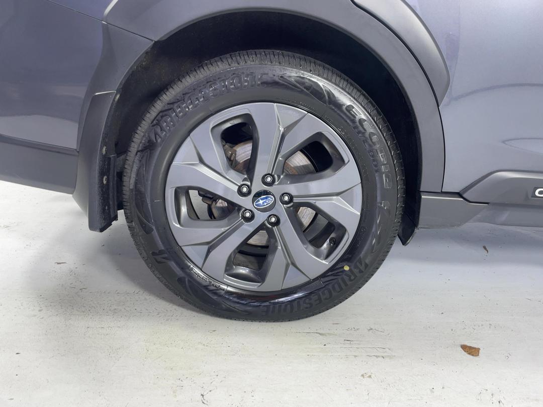Photo '12' of Subaru Outback