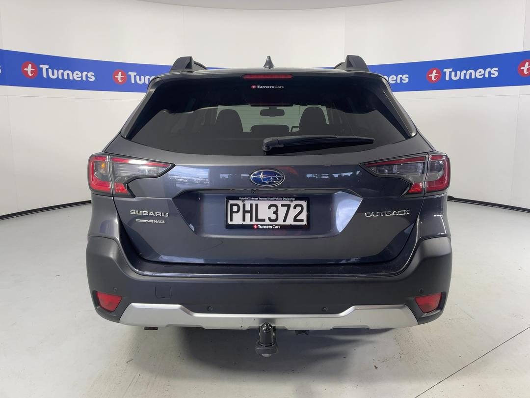 Photo '6' of Subaru Outback