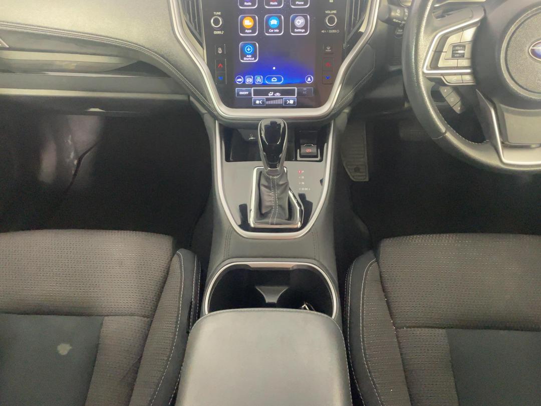 Photo '18' of Subaru Outback