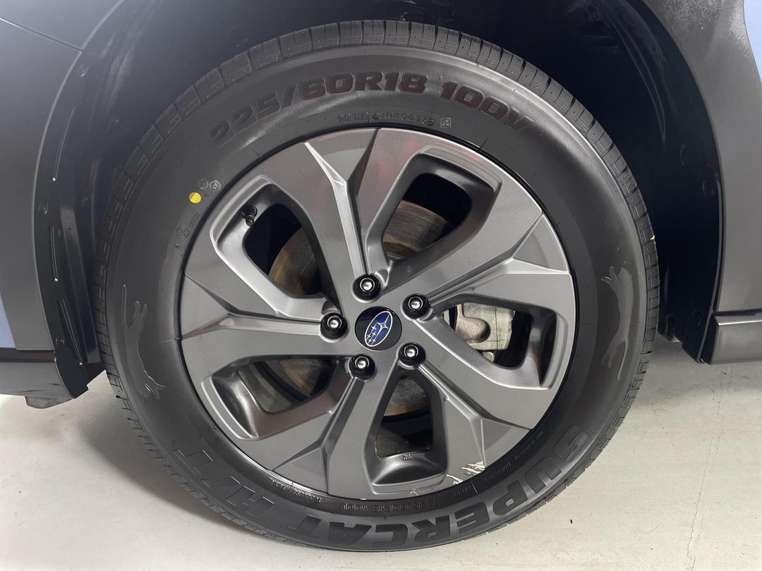 Photo '10' of Subaru Outback