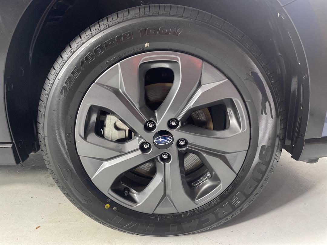 Photo '9' of Subaru Outback