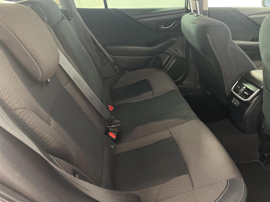 Photo '20' of Subaru Outback