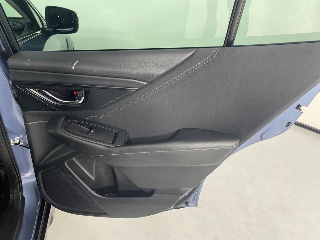 Photo '19' of Subaru Outback