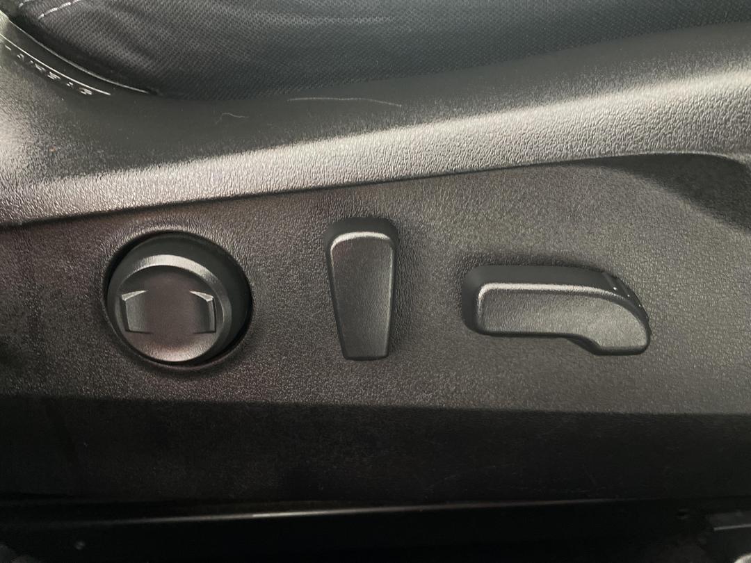 Photo '23' of Subaru Outback