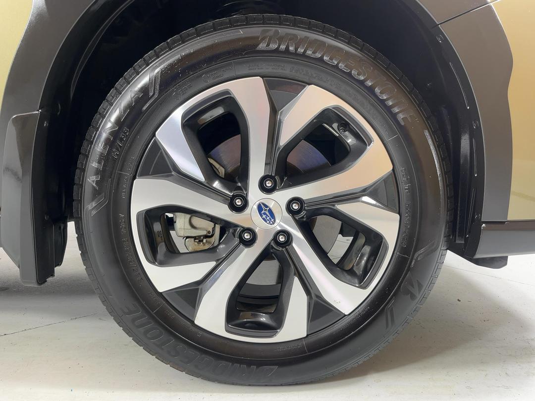 Photo '9' of Subaru Outback