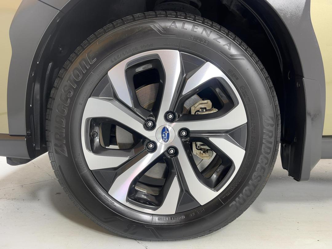 Photo '10' of Subaru Outback