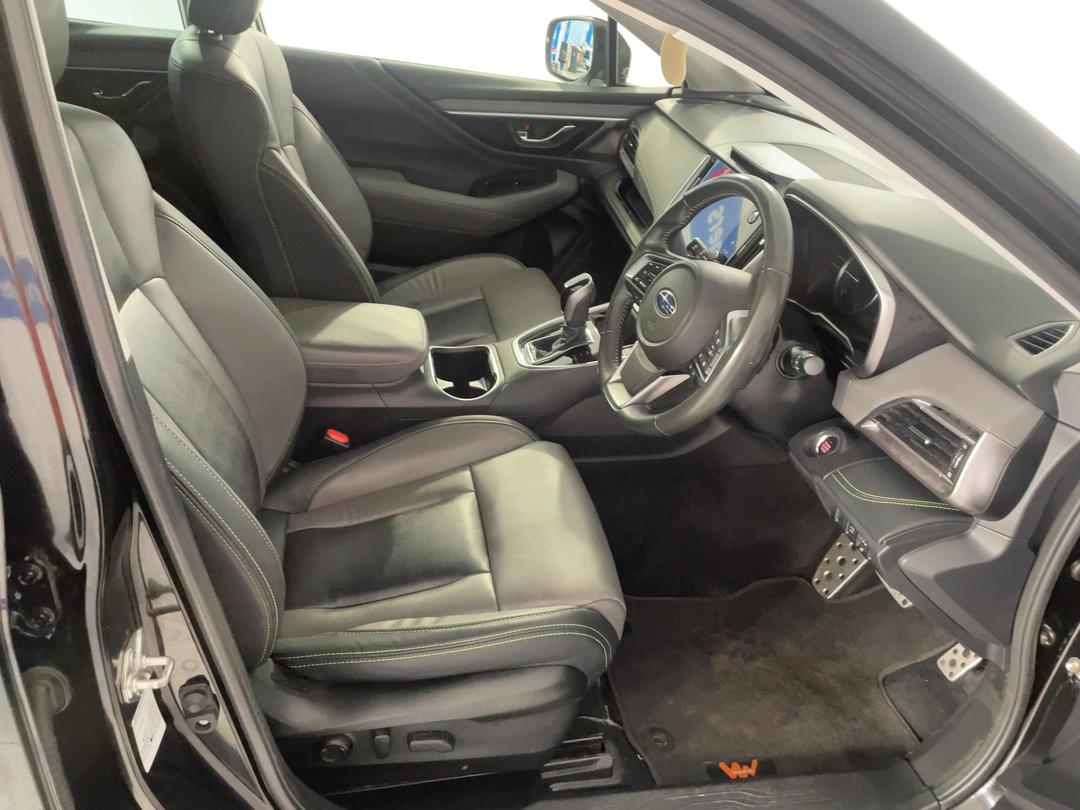 Photo '16' of Subaru Outback