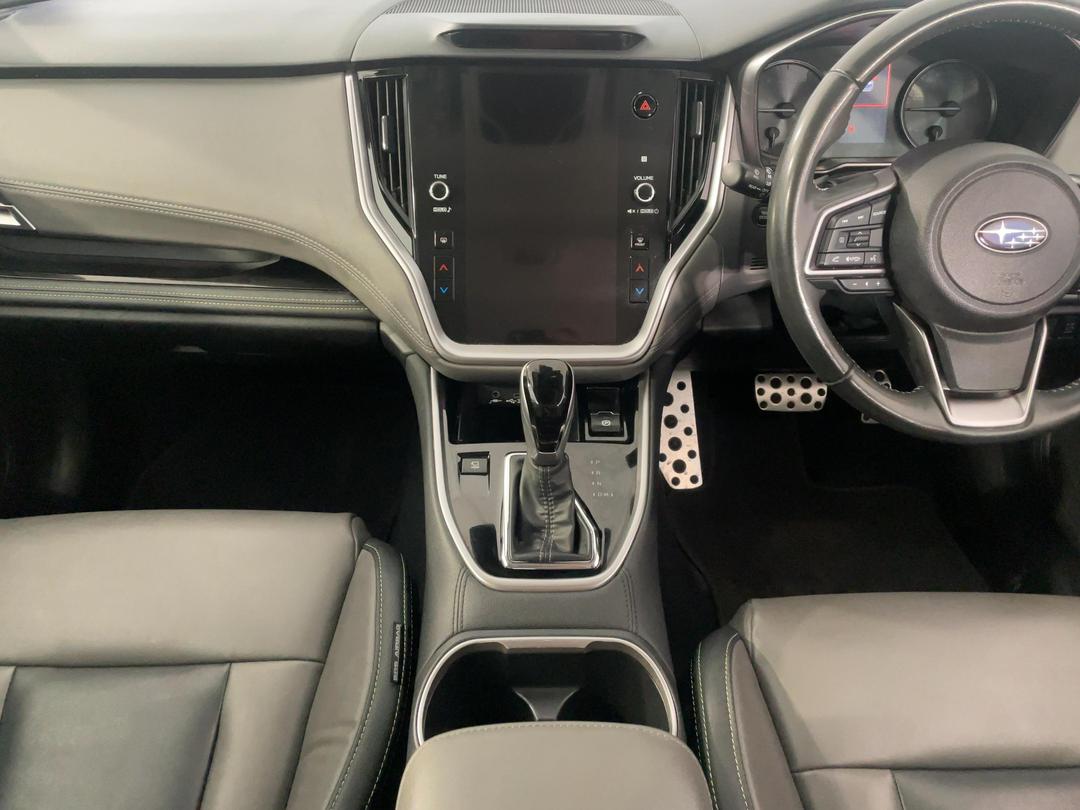 Photo '18' of Subaru Outback