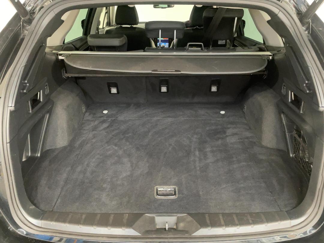 Photo '14' of Subaru Outback