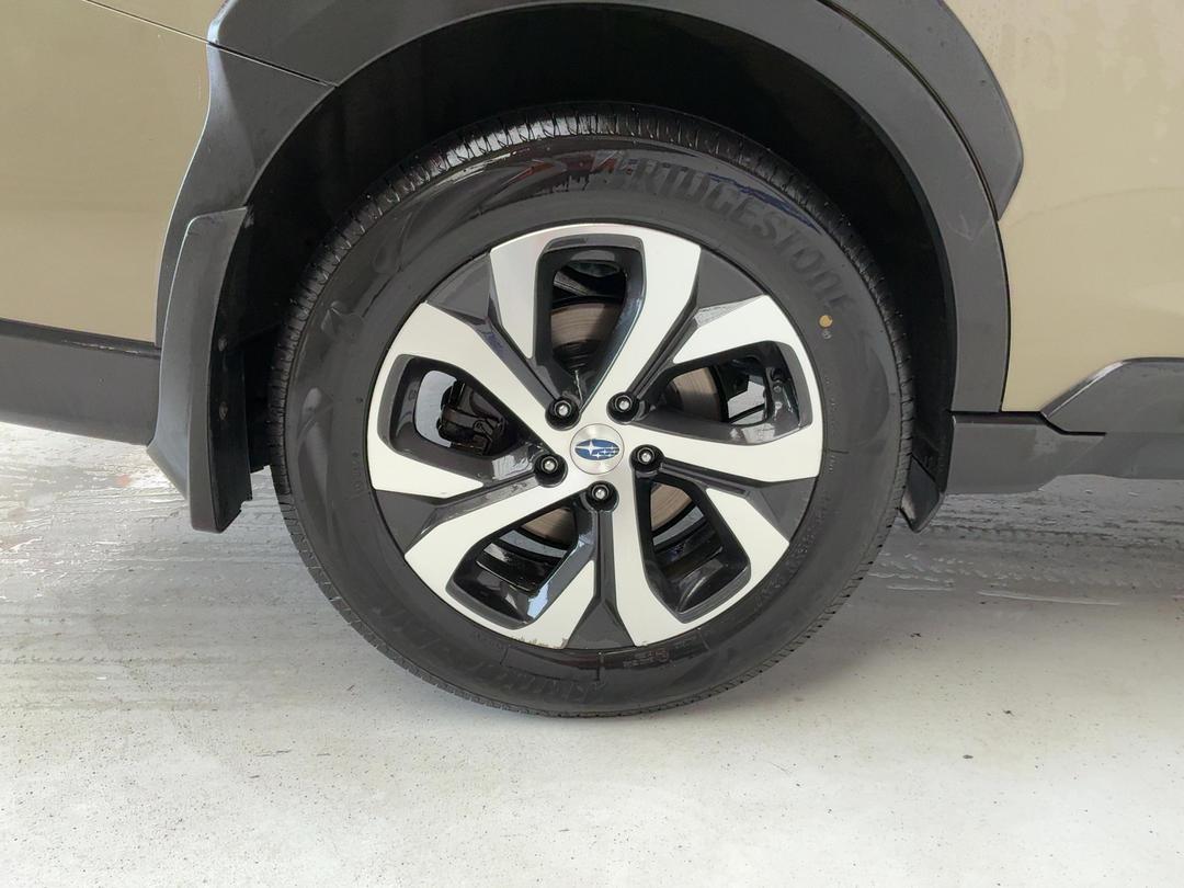 Photo '12' of Subaru Outback
