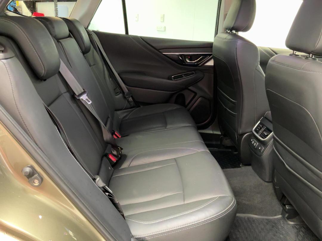 Photo '20' of Subaru Outback