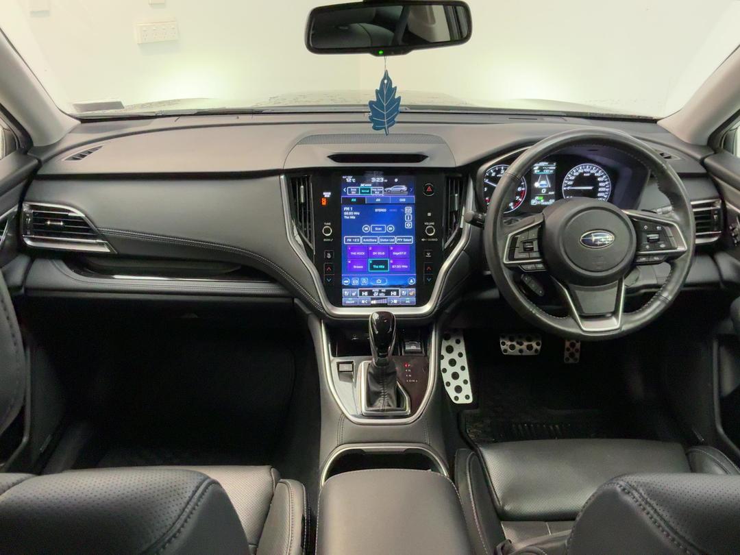 Photo '17' of Subaru Outback