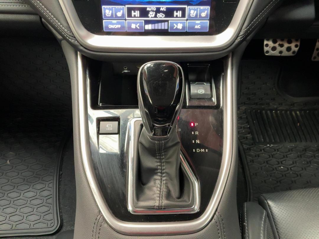 Photo '23' of Subaru Outback