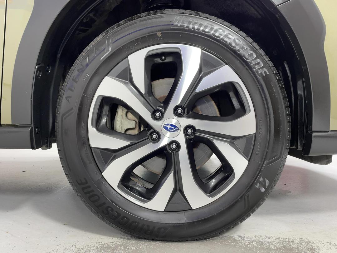 Photo '9' of Subaru Outback