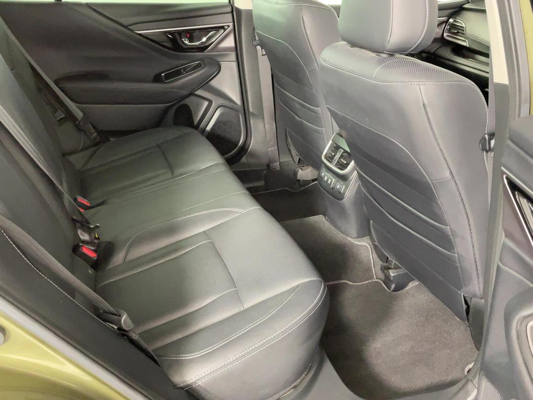 Photo '20' of Subaru Outback