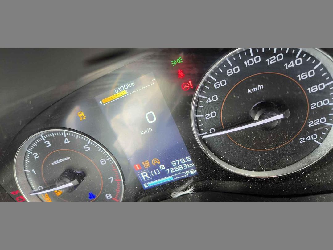 Photo '4' of Subaru XV Premium Photo '4' of Subaru XV Premium