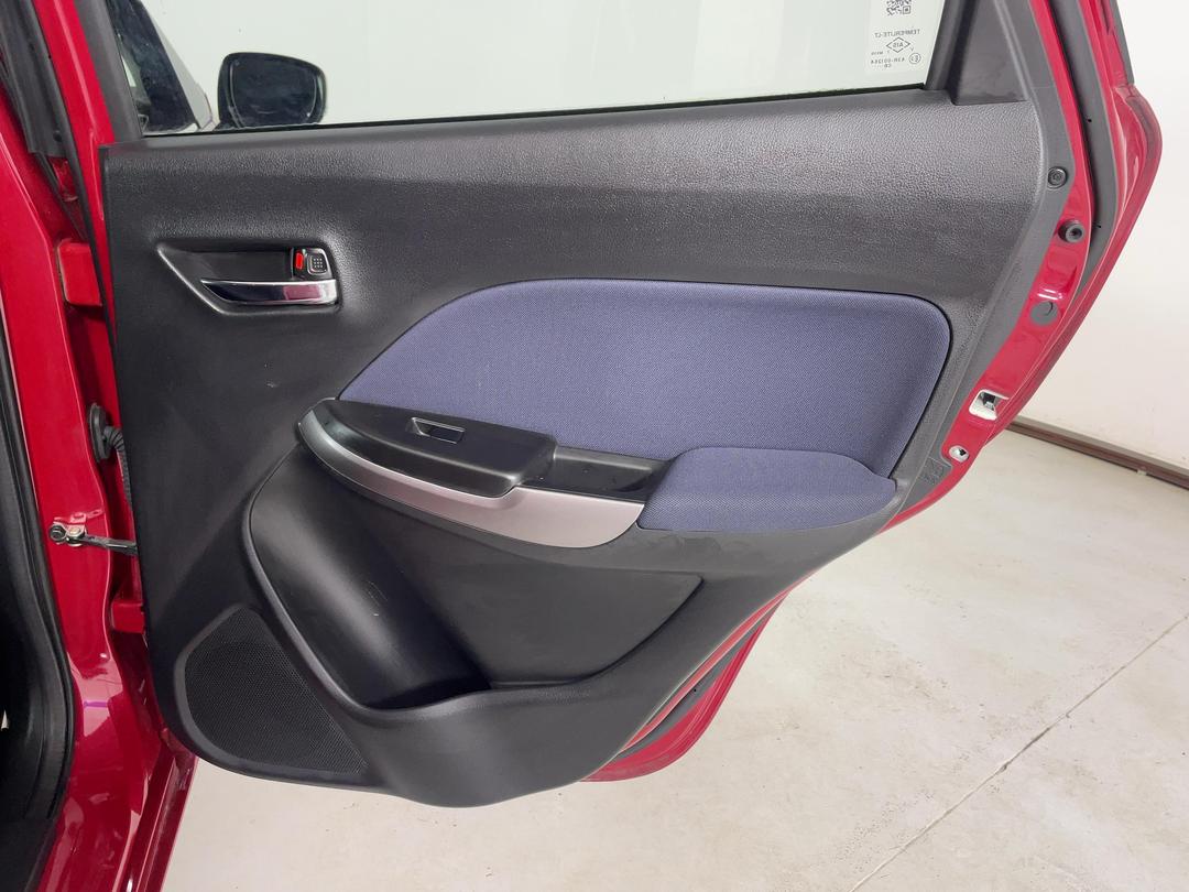 Photo '19' of Suzuki Baleno