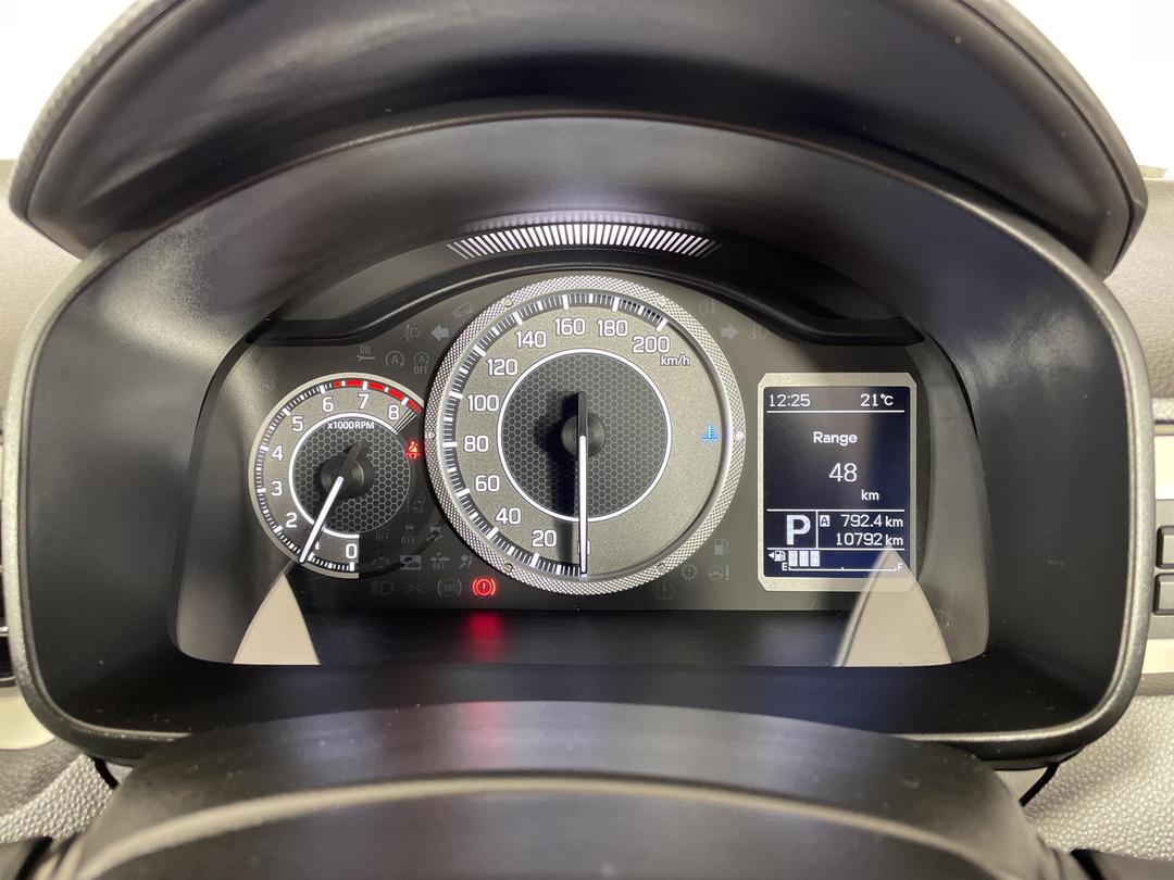 Photo '21' of Suzuki Ignis