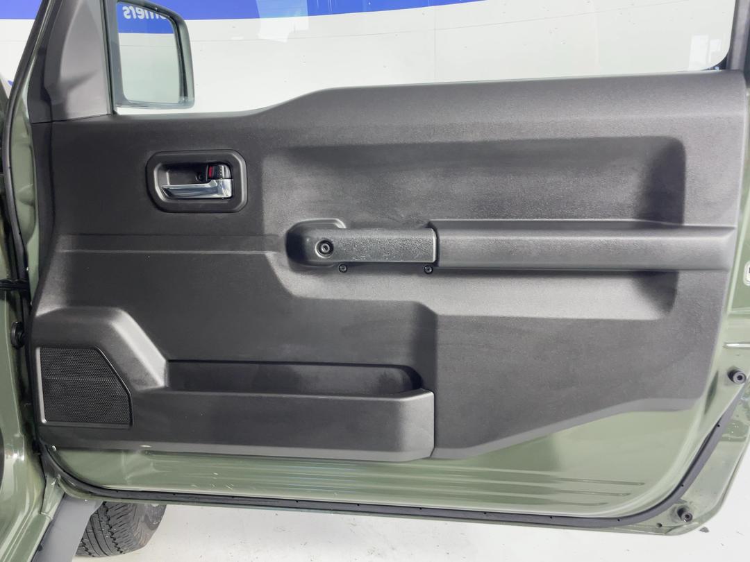 Photo '15' of Suzuki Jimny