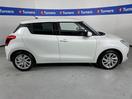 Thumbnail '23' of Suzuki Swift