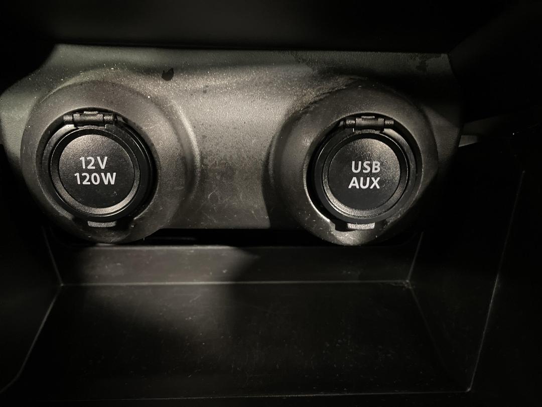 Photo '27' of Suzuki Swift