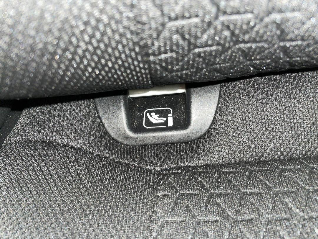 Photo '26' of Suzuki Swift