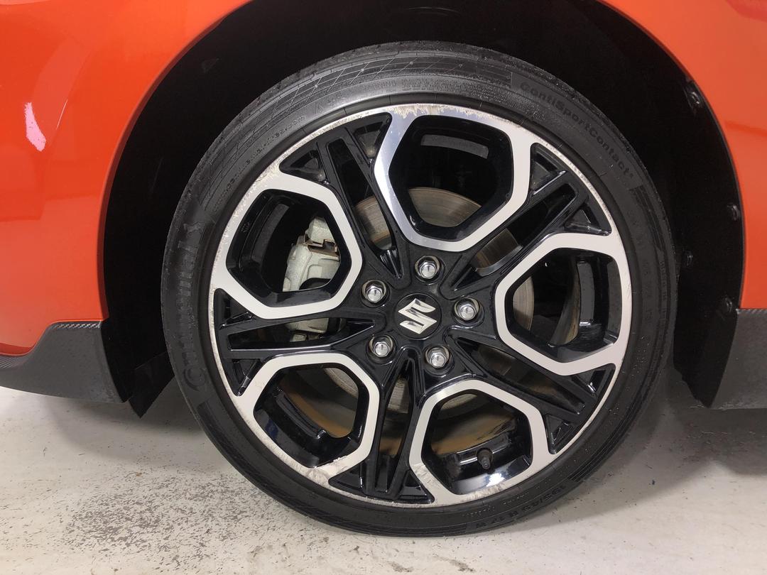 Photo '10' of Suzuki Swift