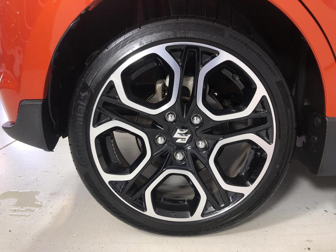 Photo '12' of Suzuki Swift