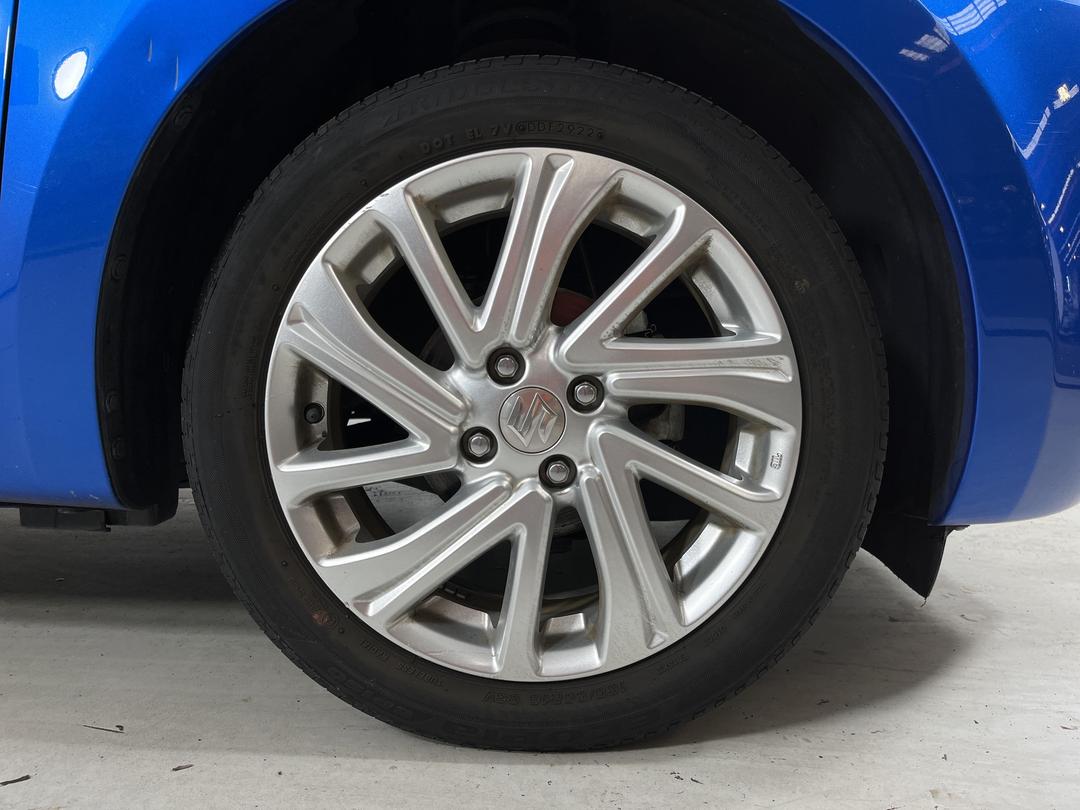 Photo '9' of Suzuki Swift