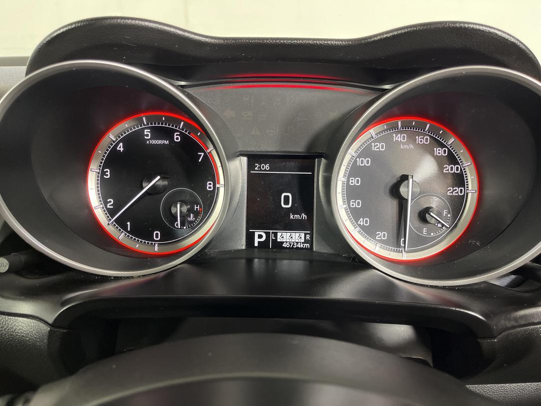 Photo '21' of Suzuki Swift