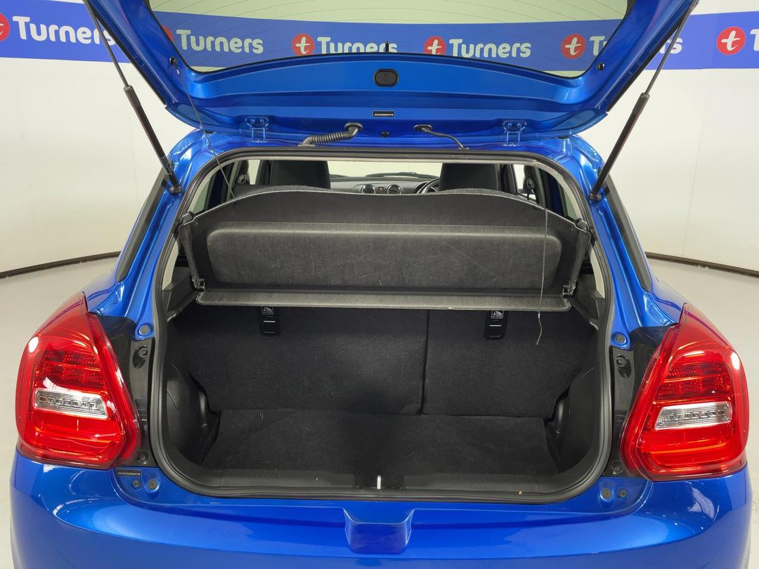 Photo '14' of Suzuki Swift