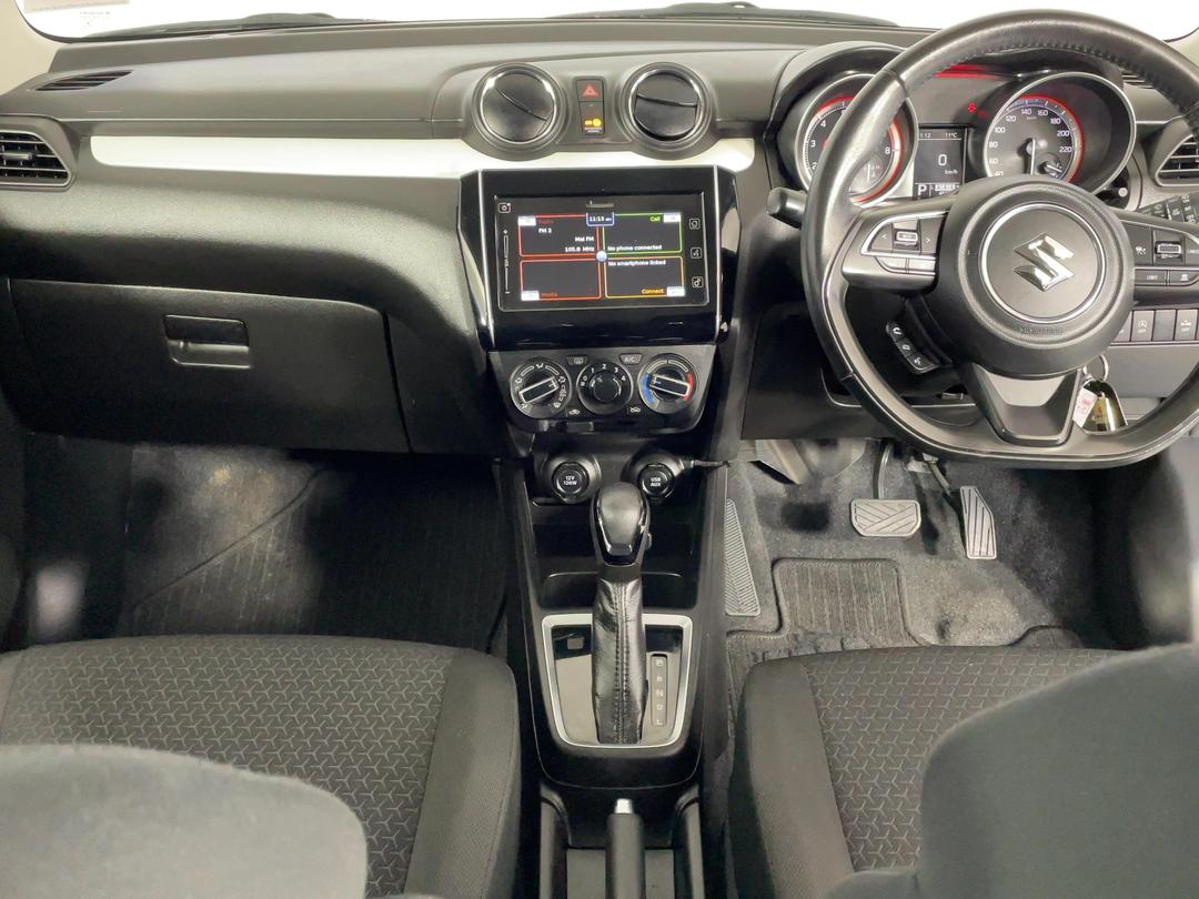 Photo '17' of Suzuki Swift