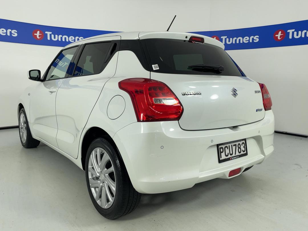 Photo '5' of Suzuki Swift