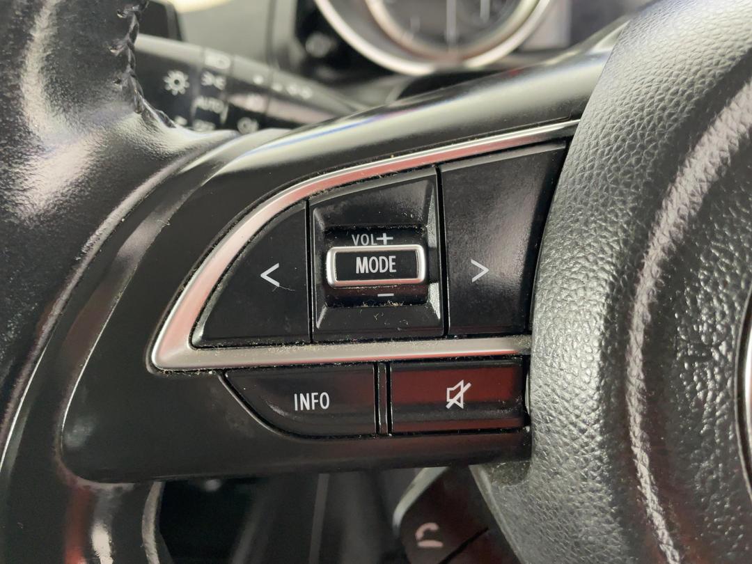 Photo '25' of Suzuki Swift