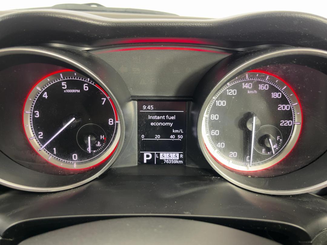 Photo '21' of Suzuki Swift