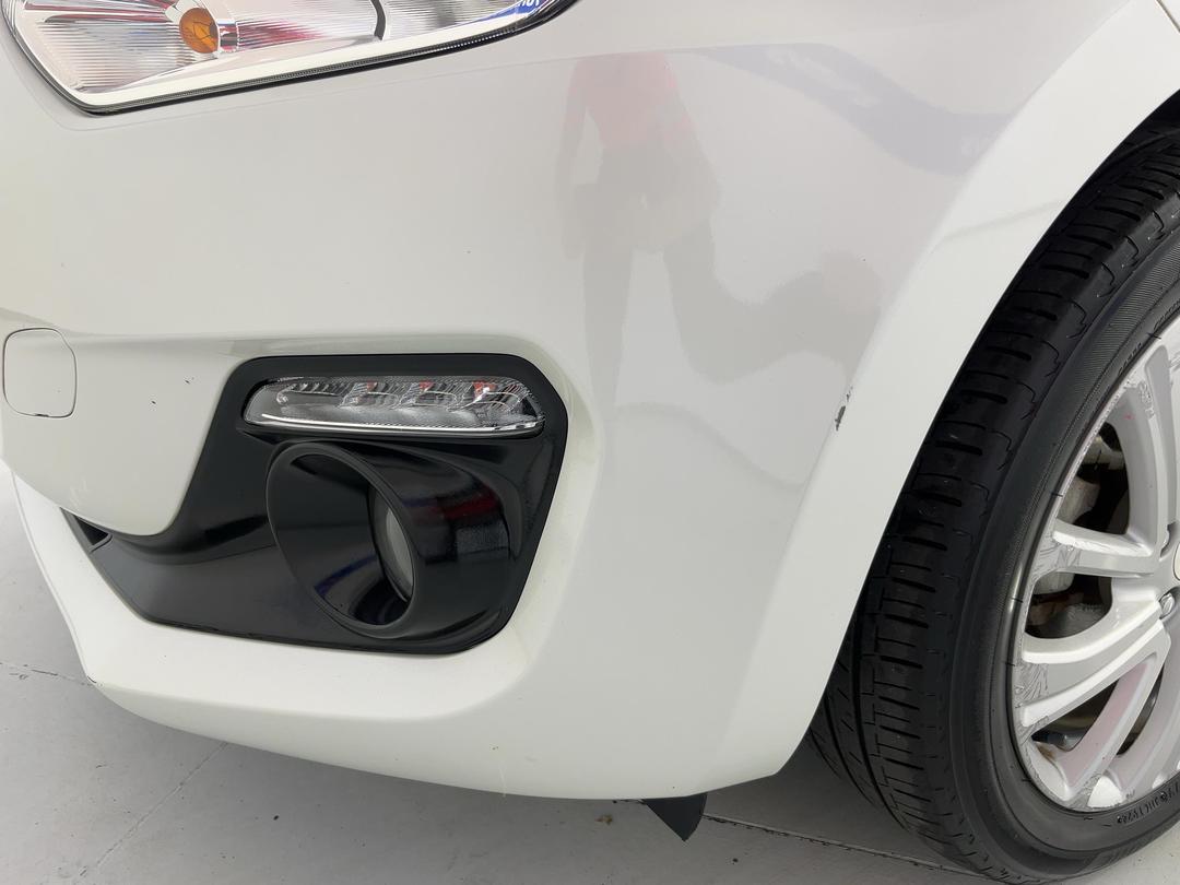 Photo '30' of Suzuki Swift