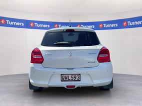 Photo '6' of Suzuki Swift