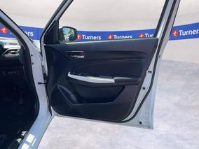 Photo '15' of Suzuki Swift