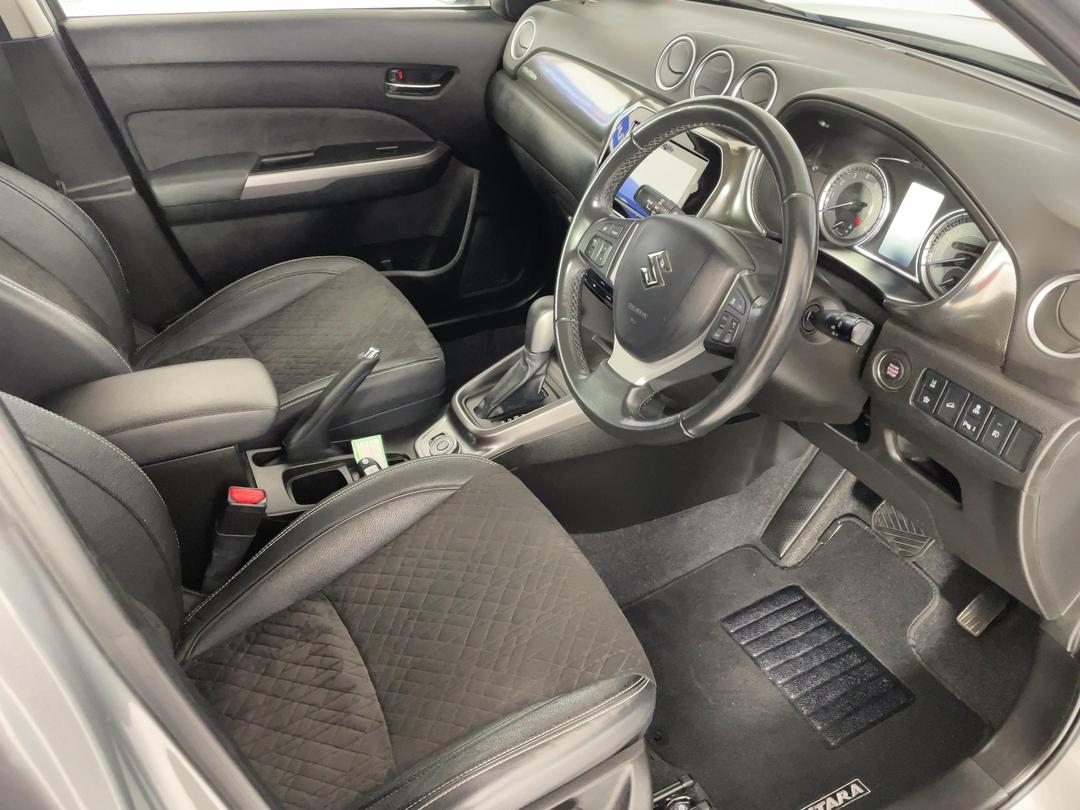 Photo '16' of Suzuki Vitara