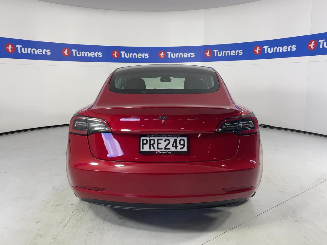Photo '6' of Tesla Model 3