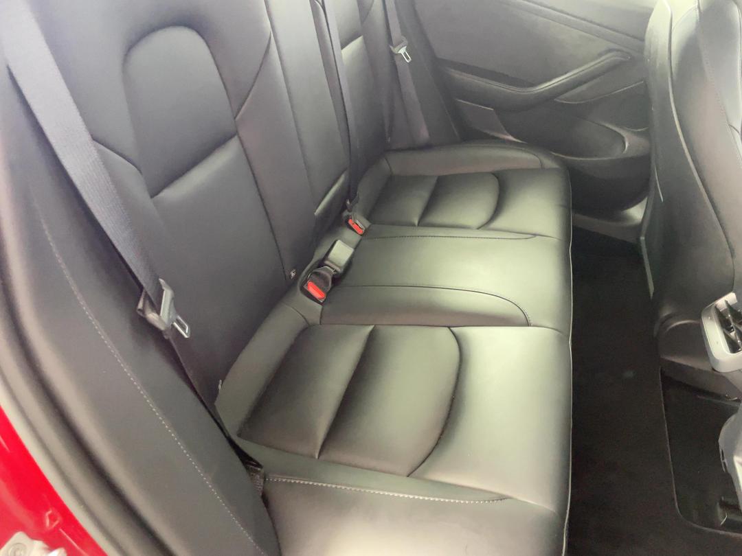 Photo '20' of Tesla Model 3