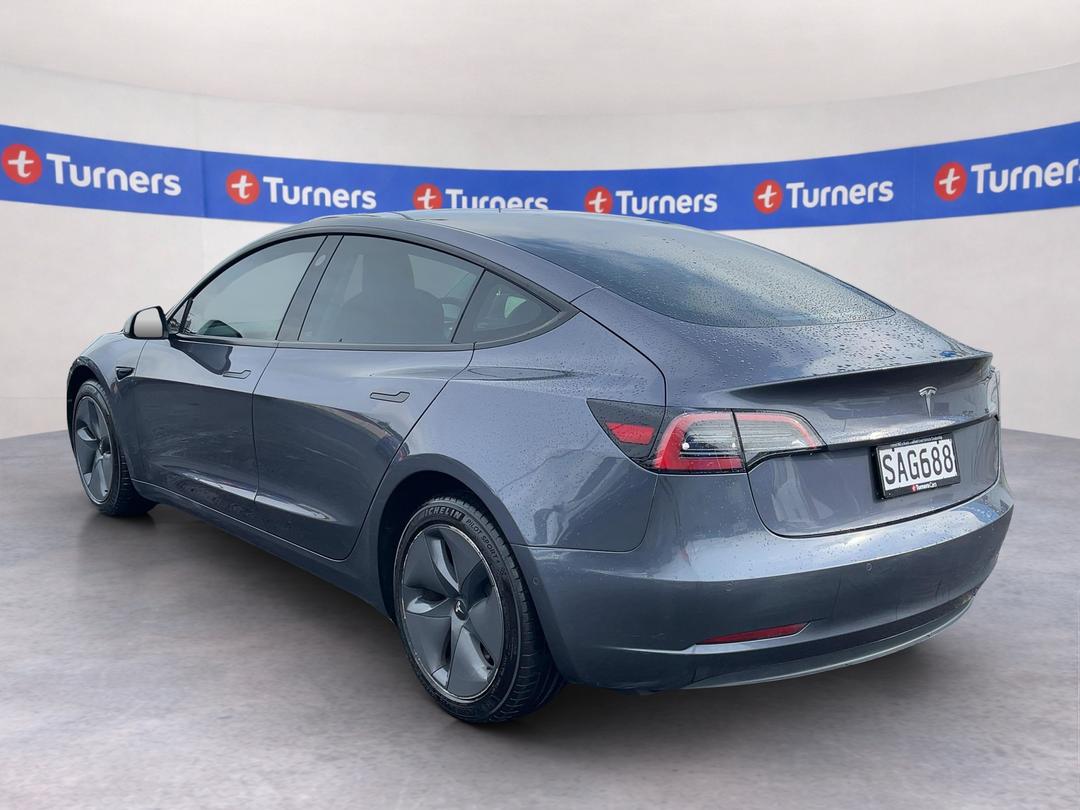 Photo '5' of Tesla Model 3