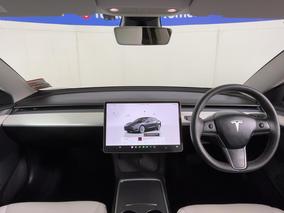 Photo '17' of Tesla Model 3