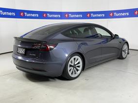 Photo '7' of Tesla Model 3