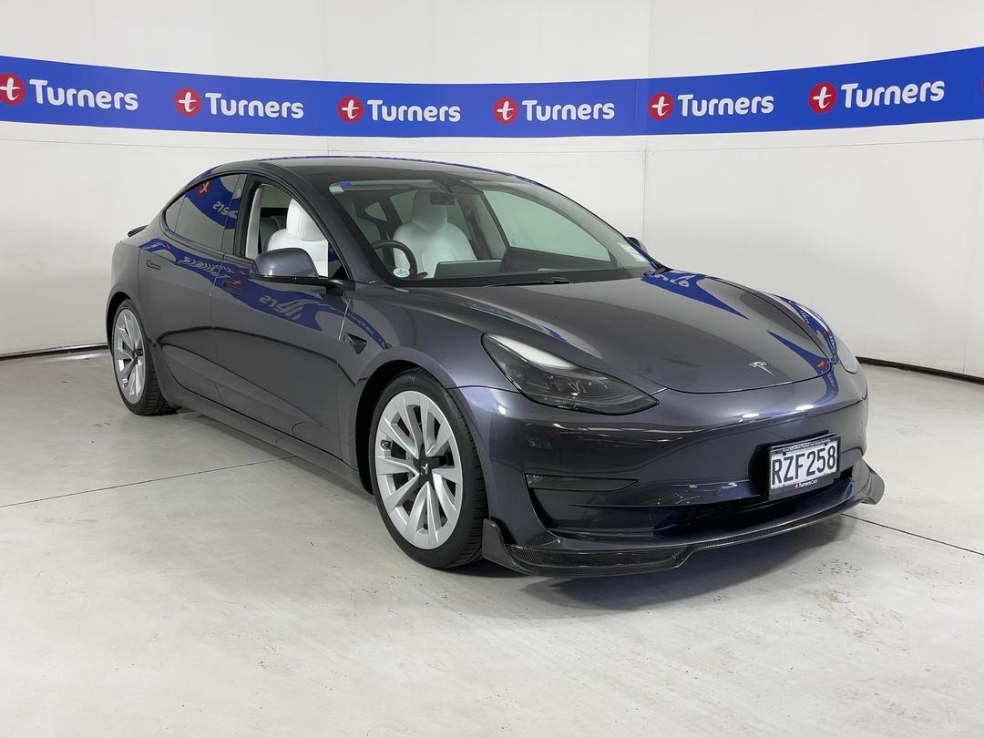 Photo '1' of Tesla Model 3