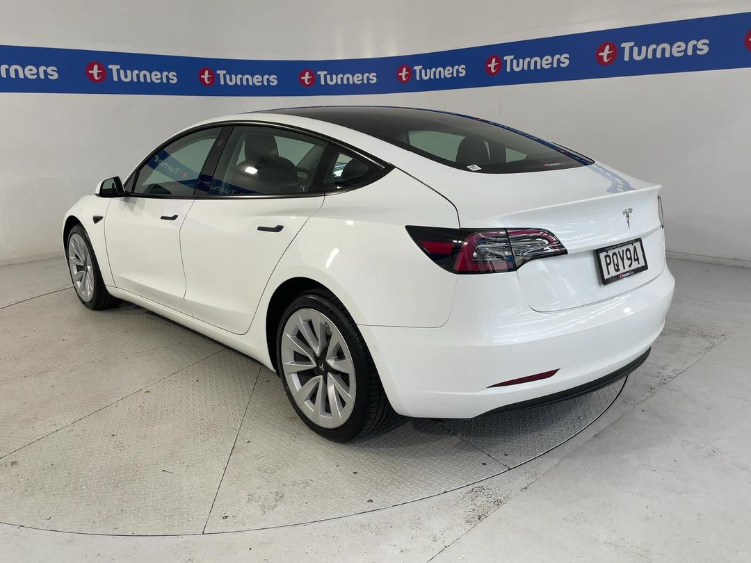 Photo '5' of Tesla Model 3